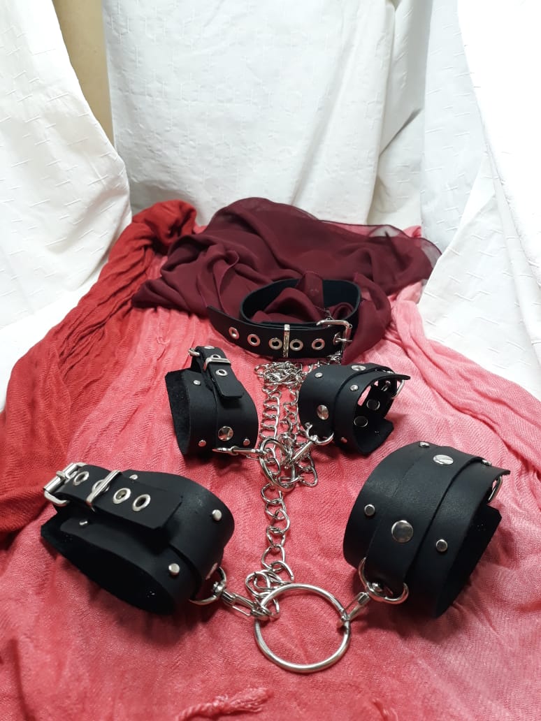 WhatsApp Image 2020-08-07 at 6.13.50 PM (2) Inmovilizador con cadena y collar "Slave" - Imagen 3