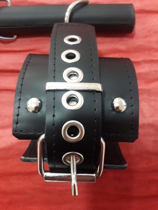 cepo premium 1 Inmovilizador Cepo de 2 posiciones (50 o 70 cm) - Cuero genuino Reforzado - Imagen 2